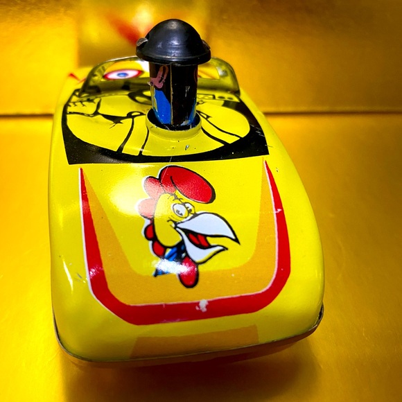 Vintage 1984 Tin Plate Wind Up Car Torpeauto Lemezarugyar Hungary Rooster Toy 4” - Picture 5 of 8